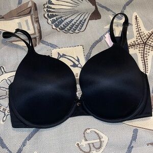 Victoria’s Secret Body By Victoria Black Bra 38D